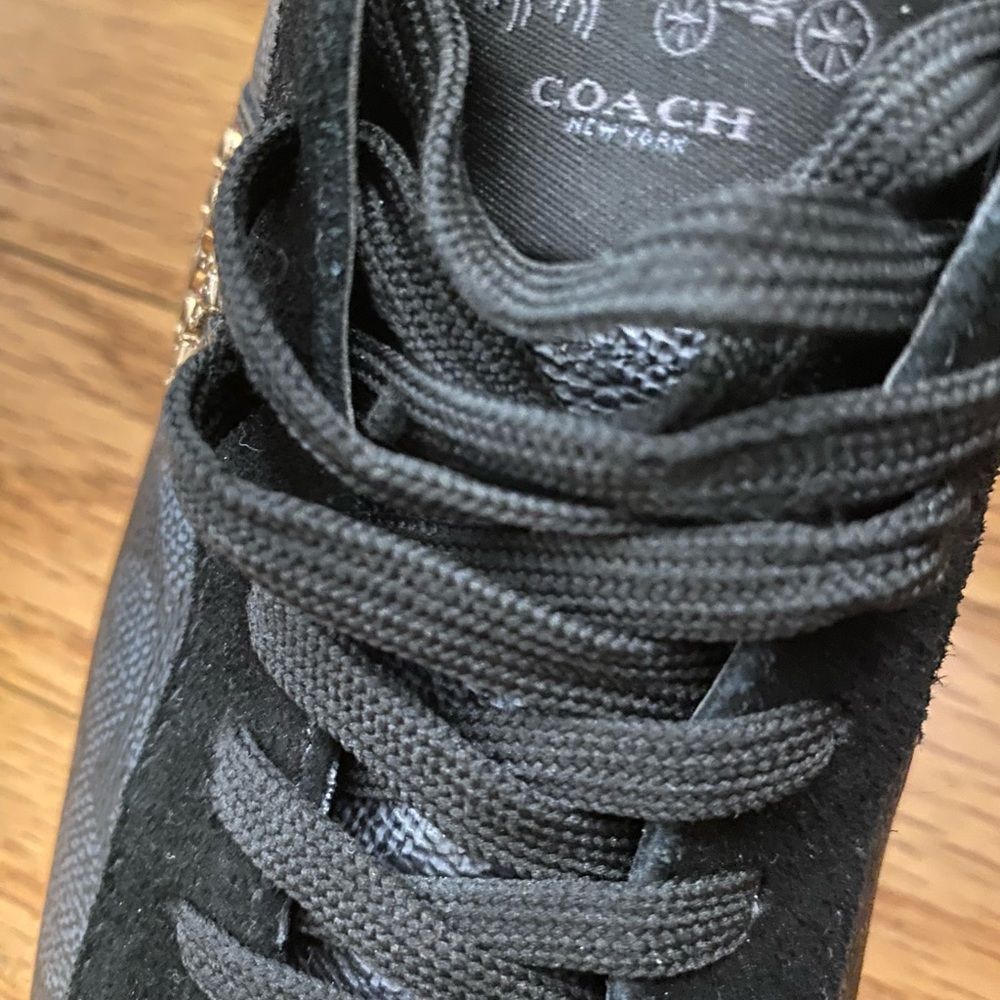 Coach signature black leather monogram sneakers, Size 8B - Picture 4 of 8
